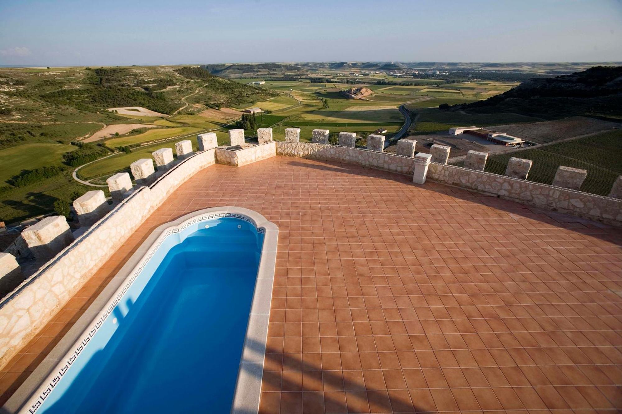 Residencia Real Del Castillo De Curiel Curiel de Duero ภายนอก รูปภาพ